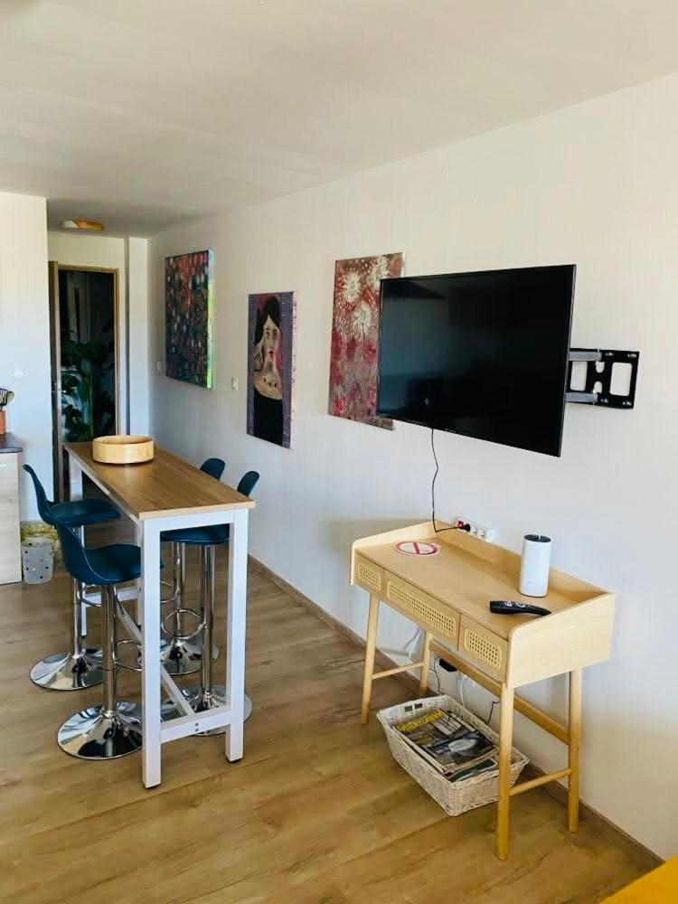 Apartment Labyrinthe Sur La Place D, Hotes , Calme ,netflix Mirepoix (Ariege)