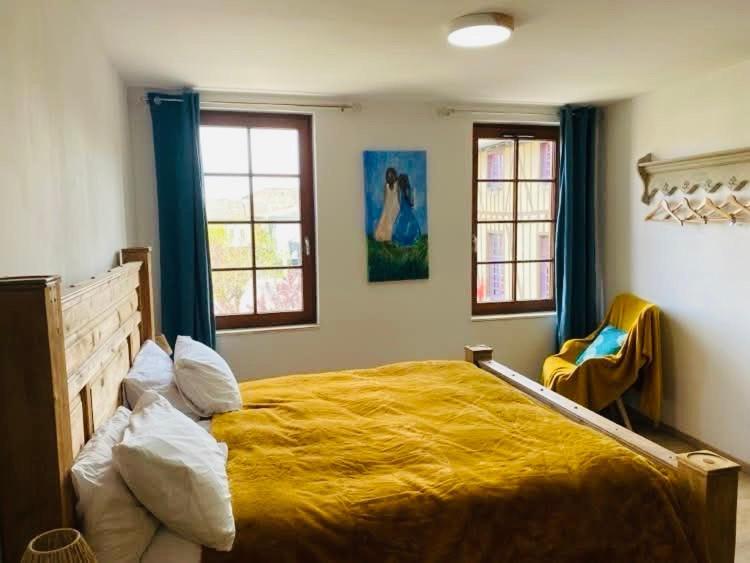 Labyrinthe Sur La Place D, Hotes , Calme ,netflix Apartment Mirepoix (Ariege)